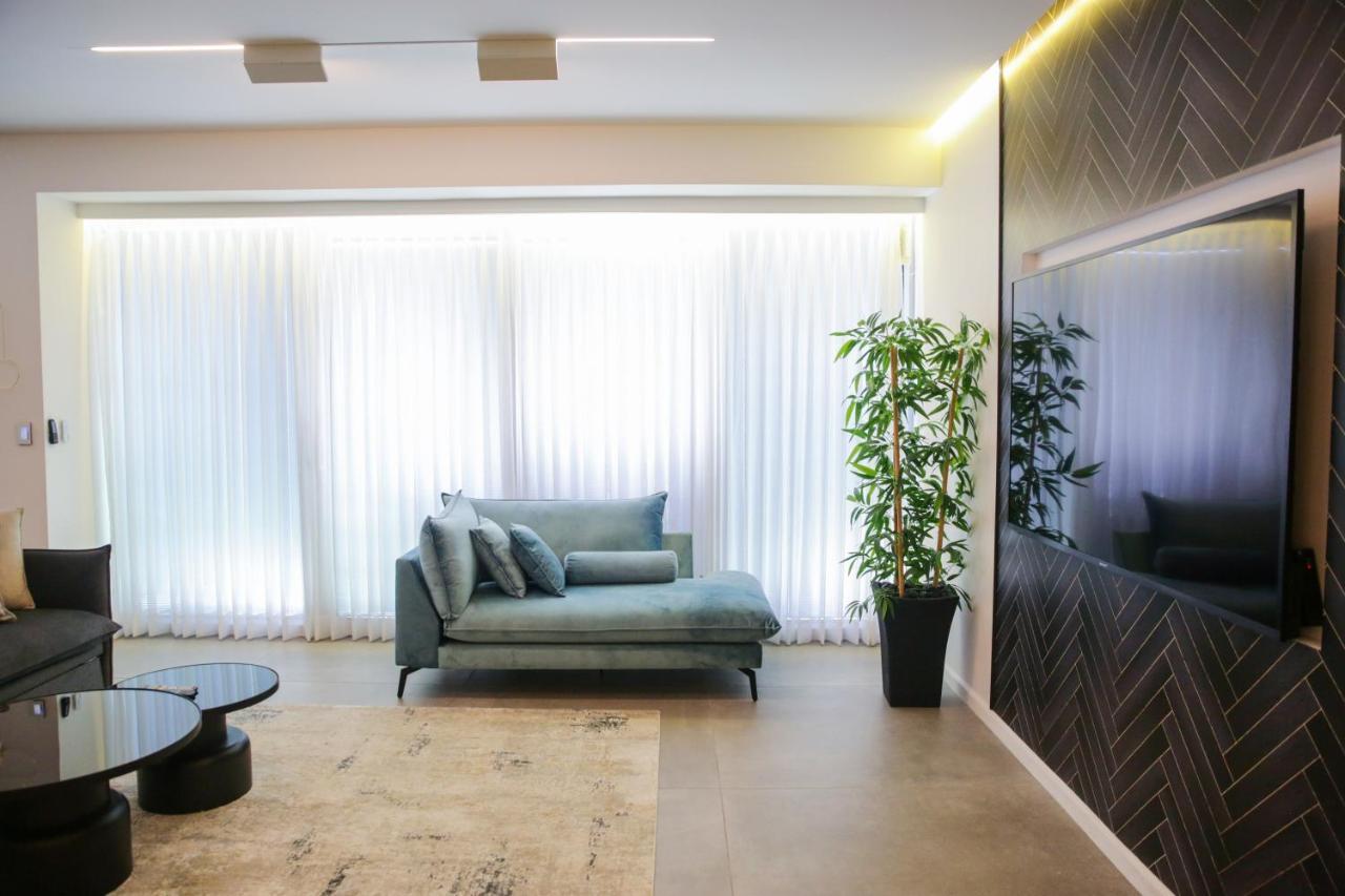 Yalarent Midtown Towers Tlv Apartamento Tel Aviv Exterior foto